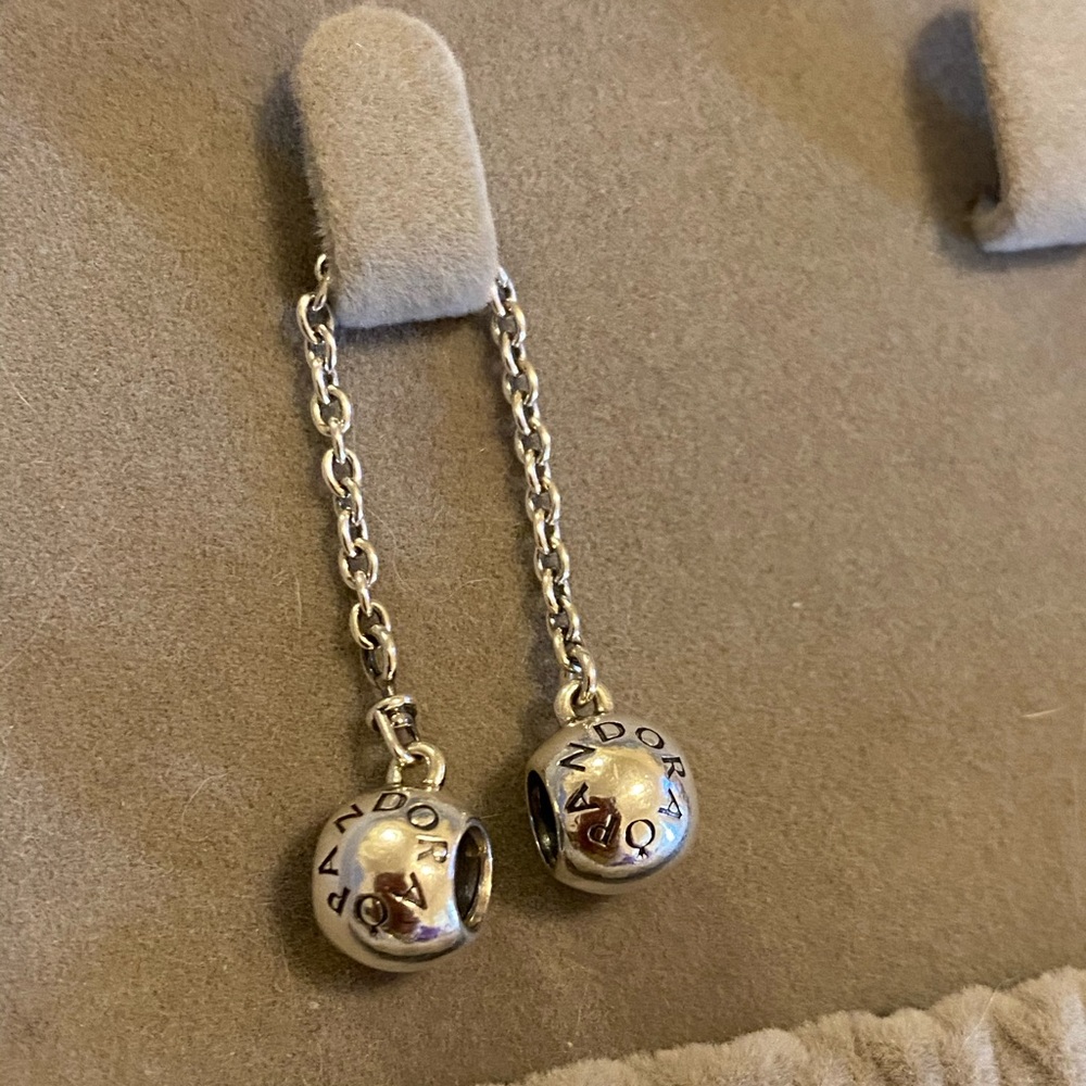 Pandora Signature Safety Chains